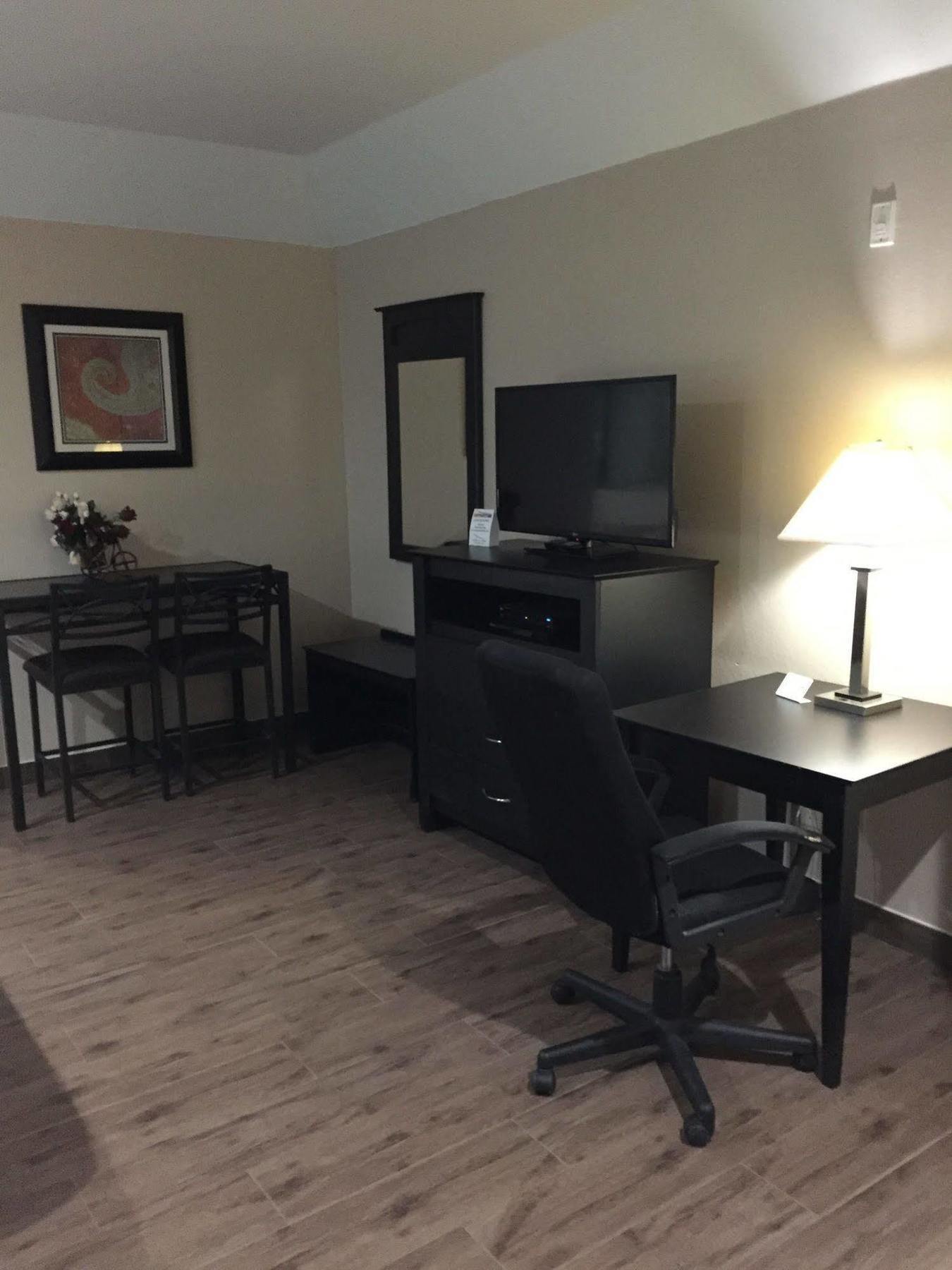 Scottish Inns & Suites Timber Creek, Houston, Tx Barker Екстер'єр фото